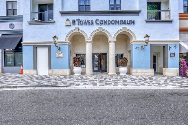 Photo - 651 Okeechobee Blvd Unit 403