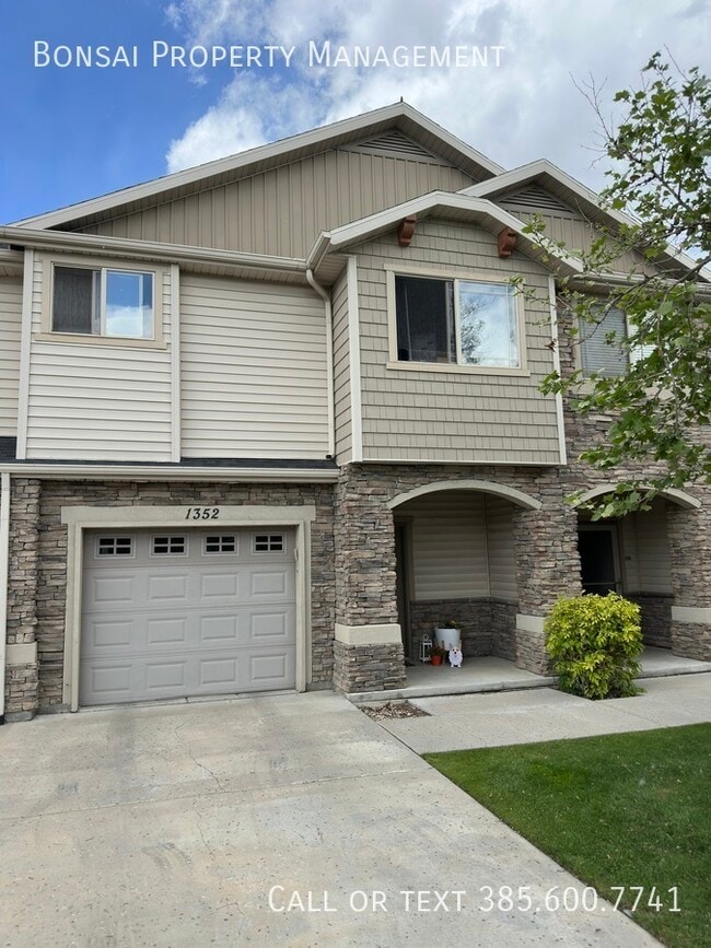 Photo - 1352 Stone Meadow Dr Townhome