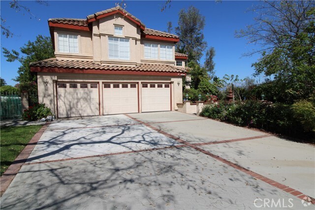 Building Photo - 6939 Ridgetop Dr Rental