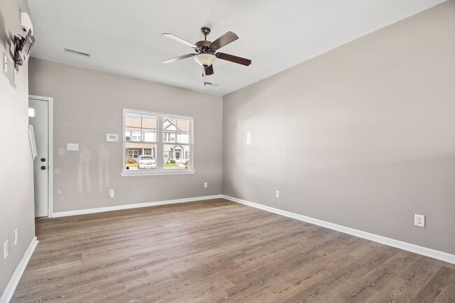 Photo - Coastal Living Meets Convenience