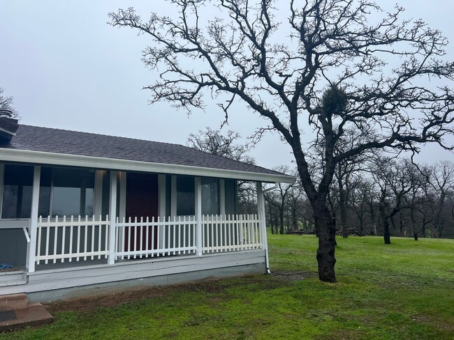 Building Photo - 21942 Feather River Pl Rental