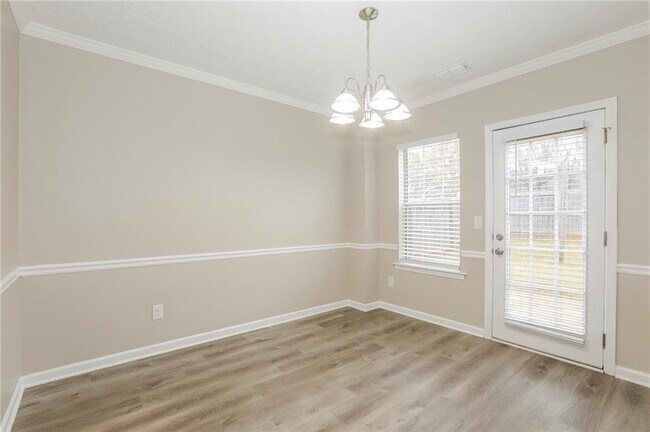 Photo - 6005 Winston Trce