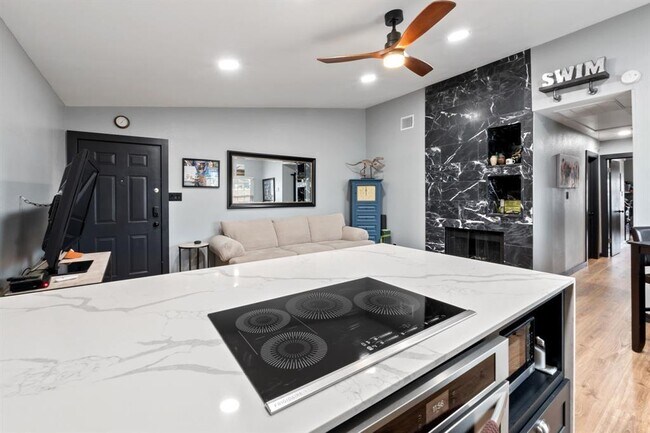 Photo - 203 E 31st St Unit 305