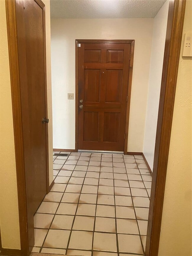 Photo - 1732 Lionsgate Cir Rental