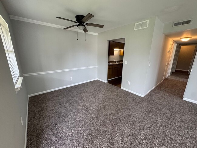 Photo - Hillside Apartments