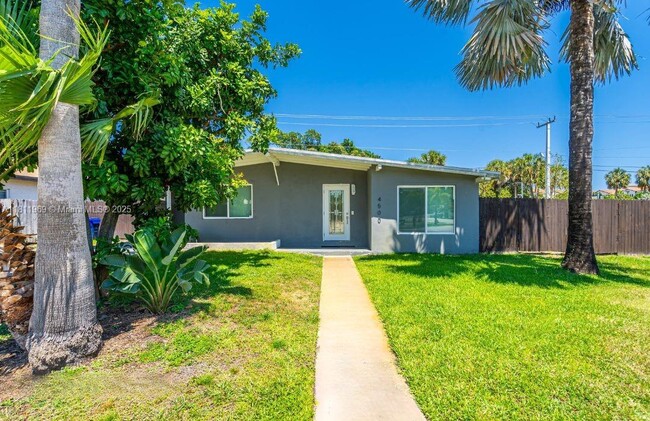 Photo - 4500 NE 18th Ave House