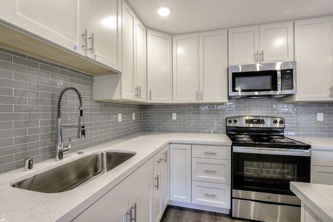 Photo - The Rose Apartments