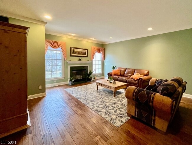 Photo - 43 Georgetown Ct