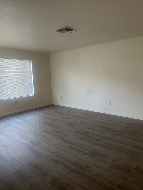 Photo - 367 Church St