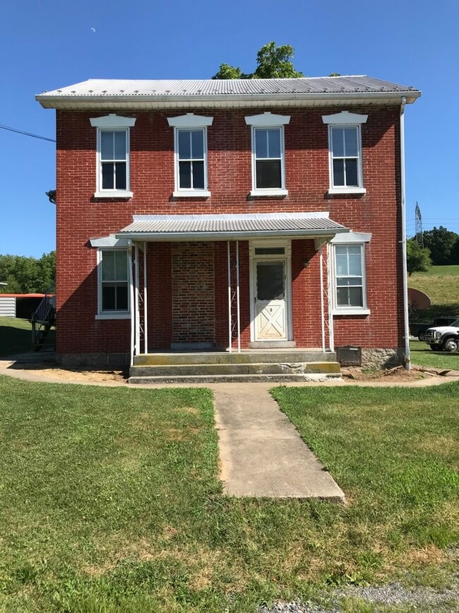 Building Photo - 1353 Irish Creek Rd Unit B