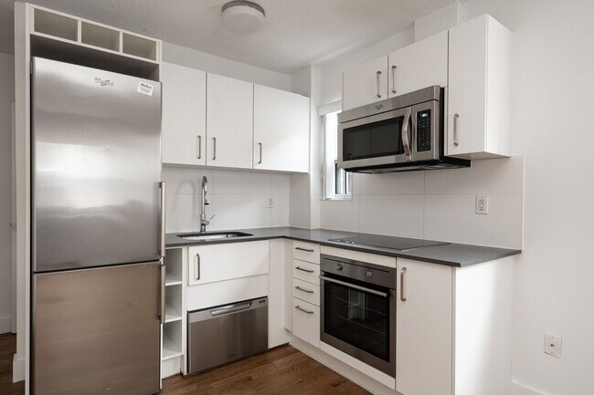 Building Photo - 56 Maitland Street Unit 402