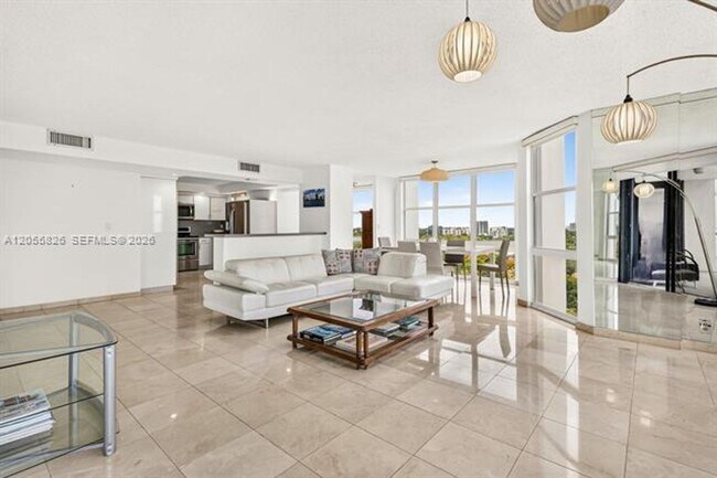 Photo - 1901 Brickell Ave