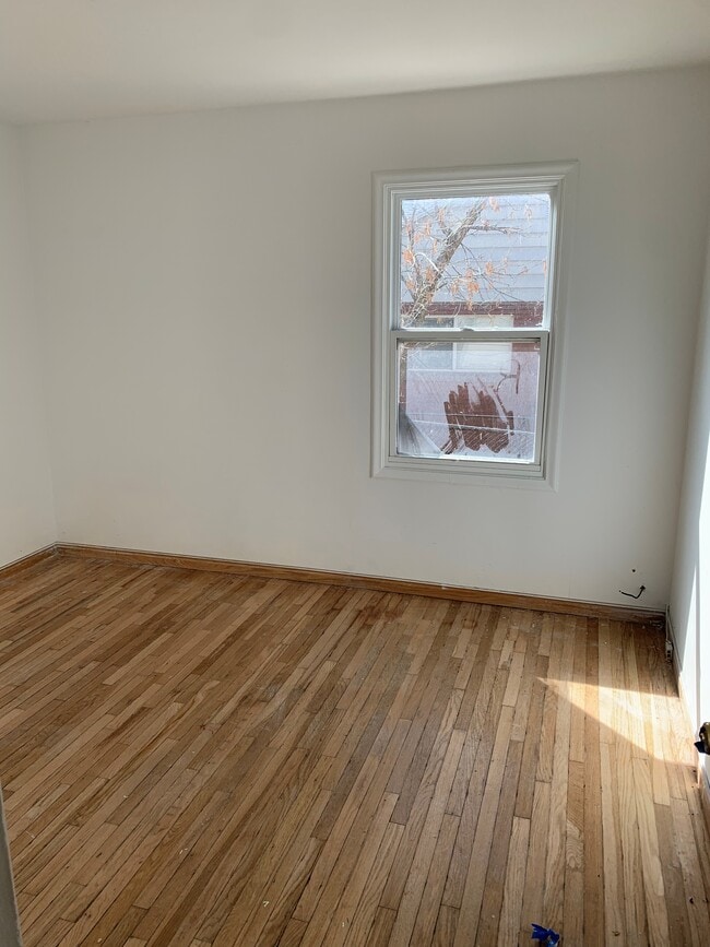 Photo - 2420 E 3300 S