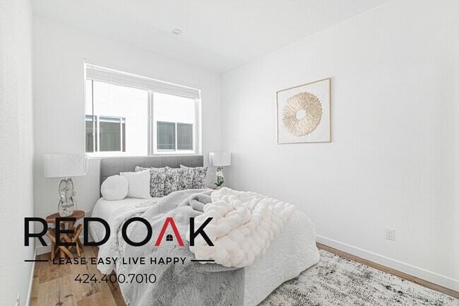 Photo - 6754 Ben Ave Unit 6754