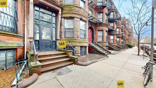 Building Photo - 514 Beacon St Rental