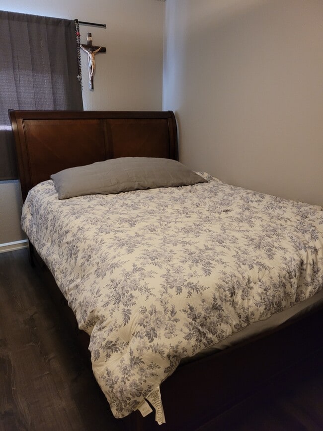 Photo - 107 Schafer St Unit 10b
