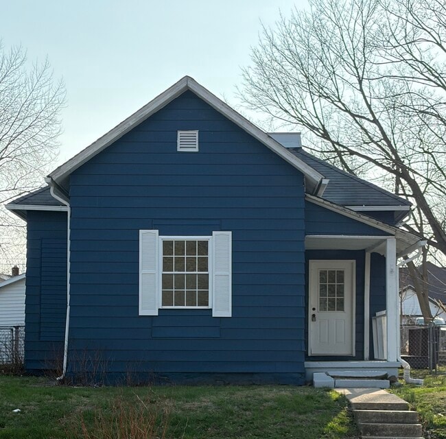 Building Photo - 720 S Apperson Way