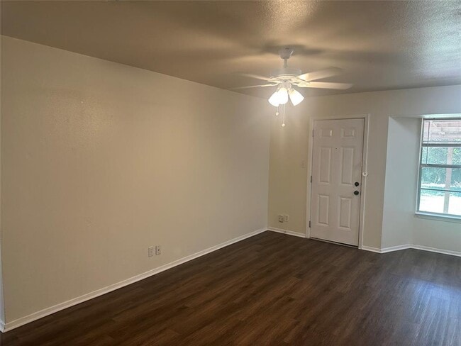 Photo - 8510 Woodstone Dr