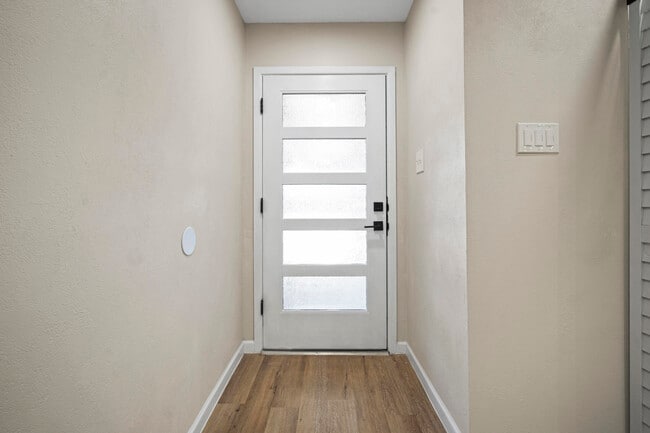 Photo - 4914 12th St