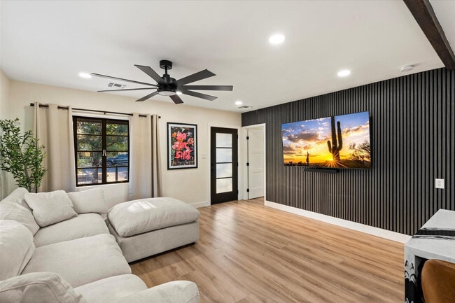 Photo - 1629 N 16th Ave
