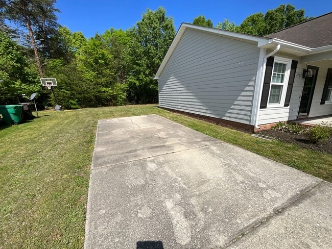 Photo - 2709 Ingleside Dr