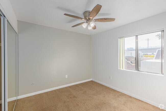 2BR, 1.5BA - 940SF - Bedroom
