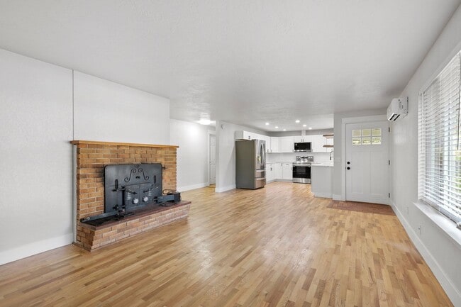 Photo - 60 W 34th Ave Unit 60 West 34th Ave