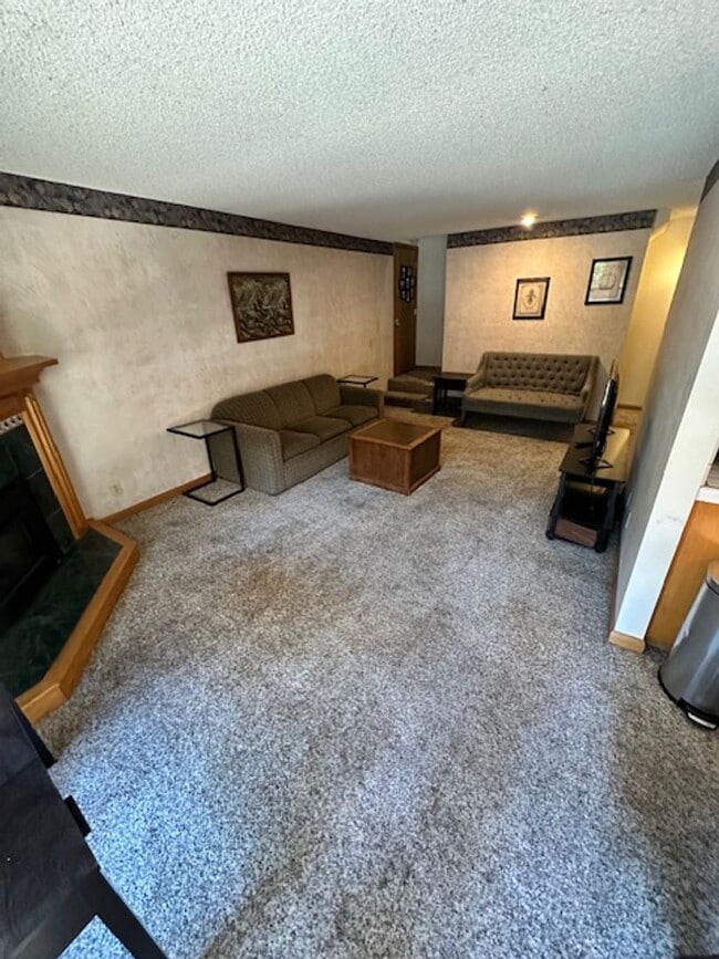 Photo - True Skier's Condo! Available for a Seasonal tern rental (3-6 months). Call me today!!