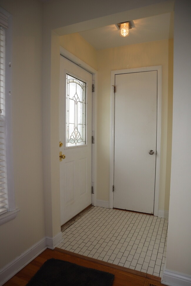 Photo - 3112 W 101st Pl