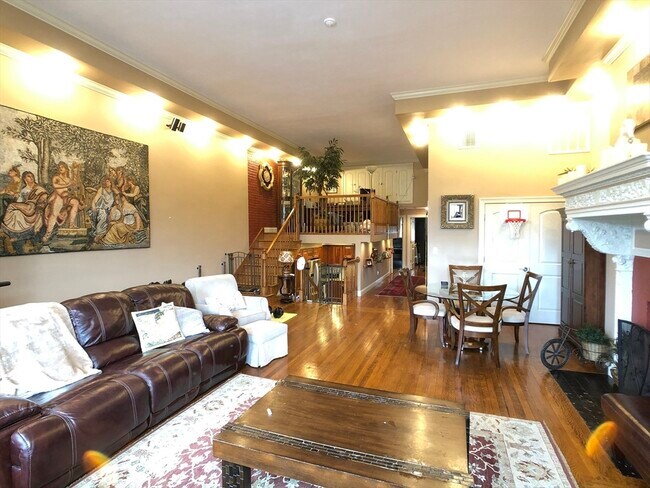 Photo - 186 Beacon St Unidad 3