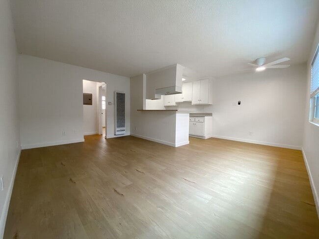 Photo - 315 Obispo Ave