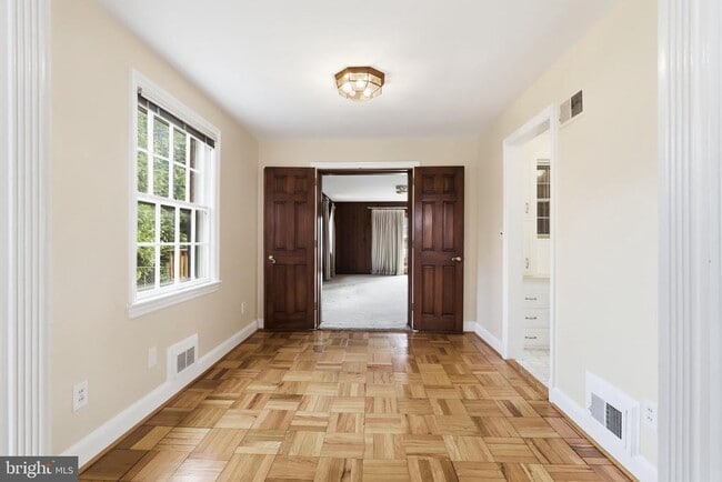 Photo - 2803 Cameron Mills Rd