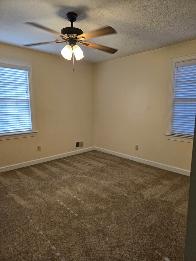 9 Brookspring Cir