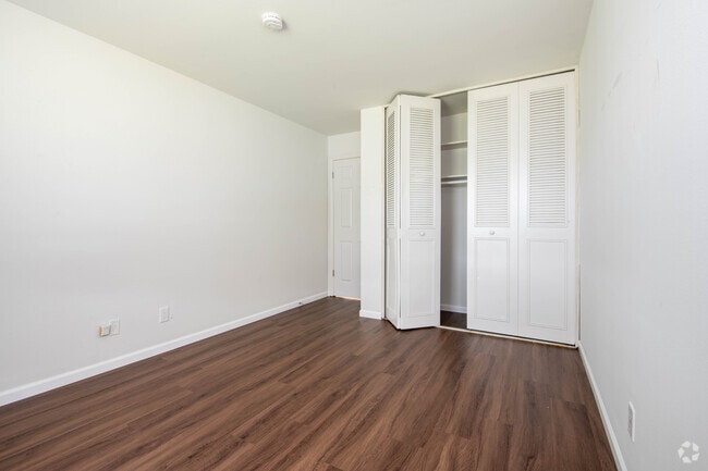 1BR, 1BA - 918SF - Nakoma Heights Apartments