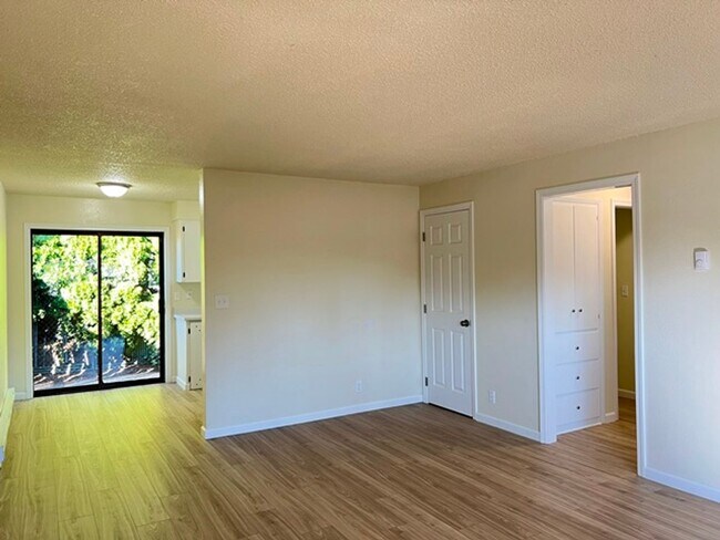Photo - 2Bd/1Ba Single Story Apartment Unit - Move... Unit 4434