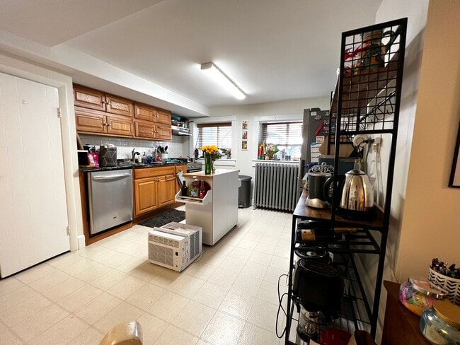 Photo - 1750 Beacon St Unit 10