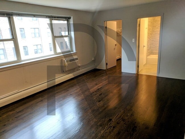 Photo - 6119 N Kenmore Ave Unit 307