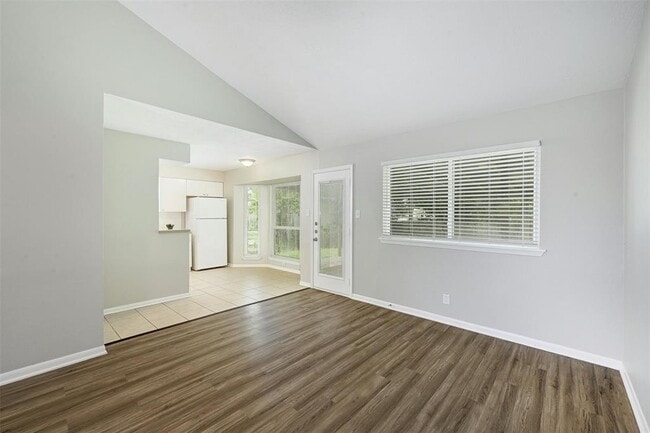 Photo - 8527 Maine Dr