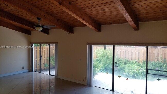 Photo - 2675 Parkview Dr S