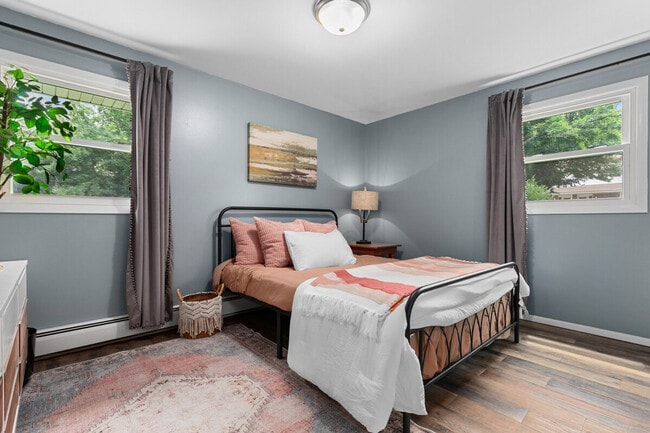 Photo - 733 W 4th St Unit ID1296521P