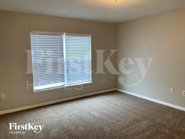 Photo - 618 Doe Cove Pl