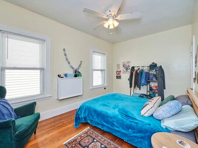 Photo - 48 Wordsworth St Unit 2