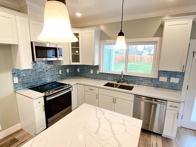Photo - Beautiful and Spacious Newly Constructed 3...