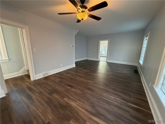 Photo - 18 Buffum St