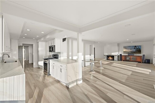 Photo - 32461 Mediterranean Dr