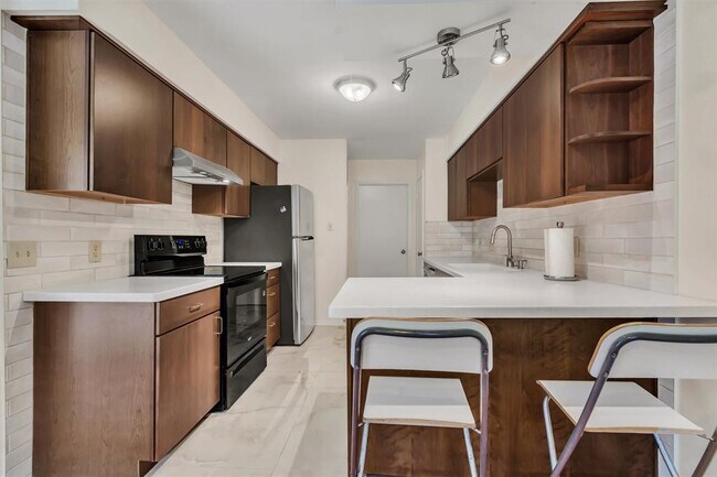5703 West Gate Blvd Unit B