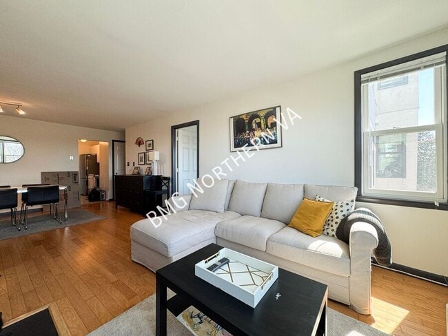 Photo - 3217 Wisconsin Ave NW