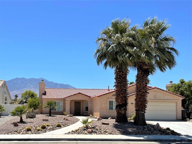 Photo - 3+ bedroom, 2 bath pool and spa home