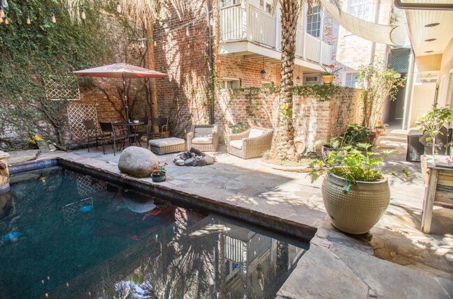 Photo - 628 N Rampart St Unidad 628 B