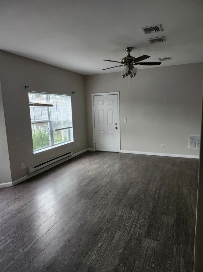Photo - 7 Danica Way Unit 65
